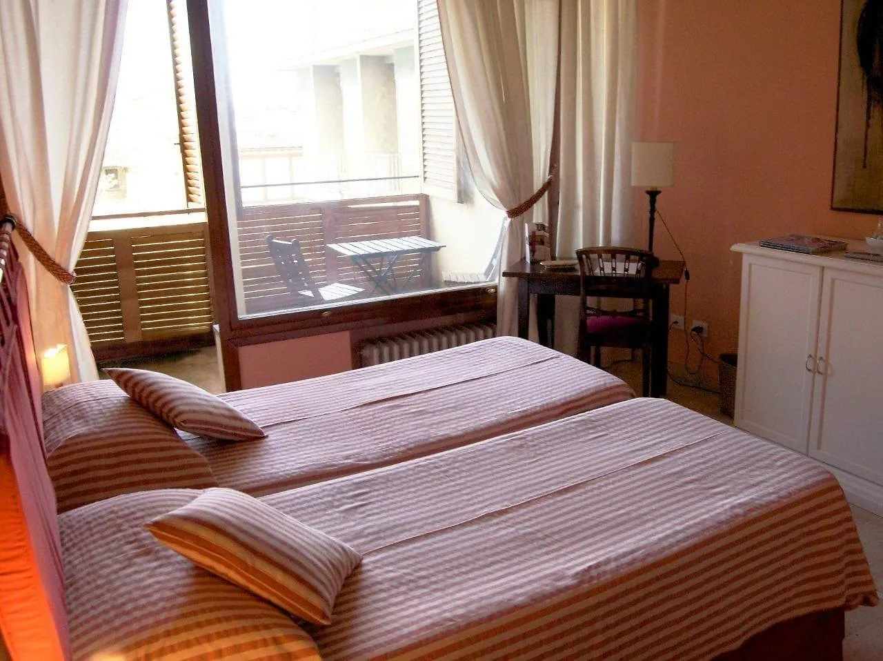 A Teatro Hotel Florence 3*,